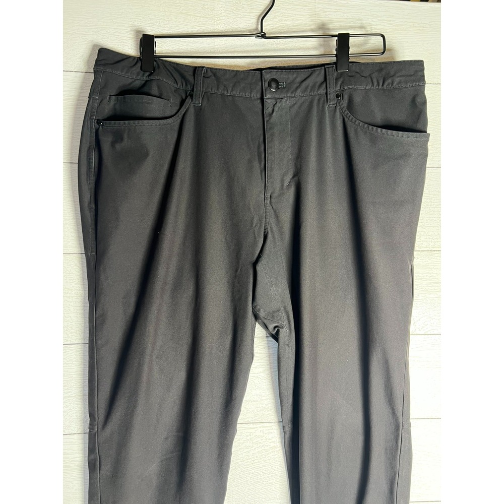 Lululemon 38x32 Black ABC Slim-Fit 5 Pocket Mens Warpstreme Pants - Picture 3 of 14